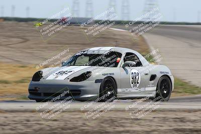 media/Jun-01-2025-PCA Golden Gate (Sun) [[9e4b10205a]]/Club Race/Race (Outside Grapevine)/